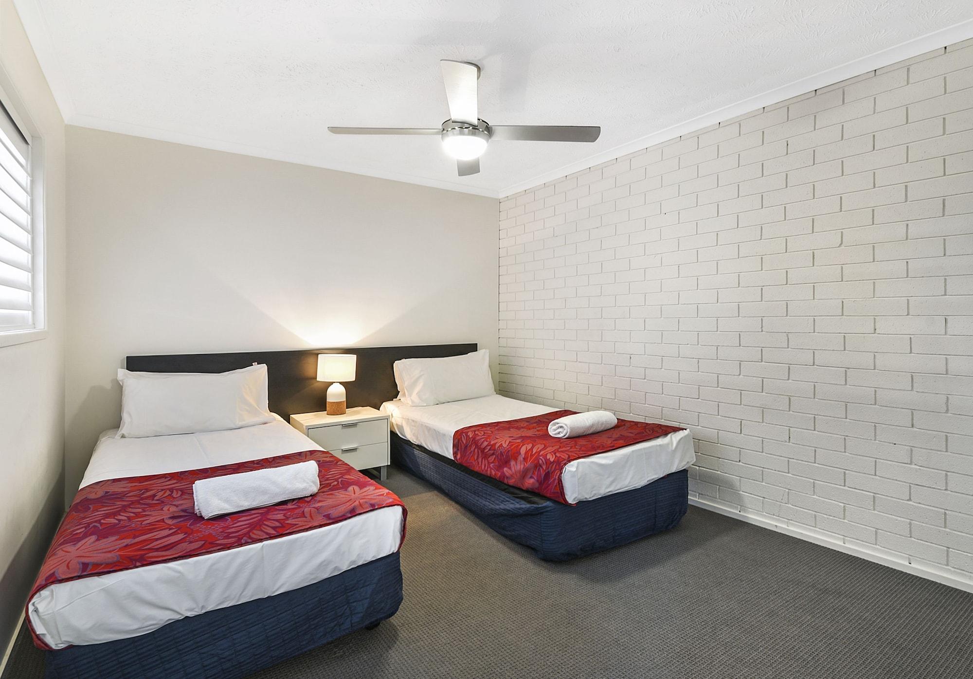 Broadbeach Travel Inn Apartments Gold Coast Dış mekan fotoğraf