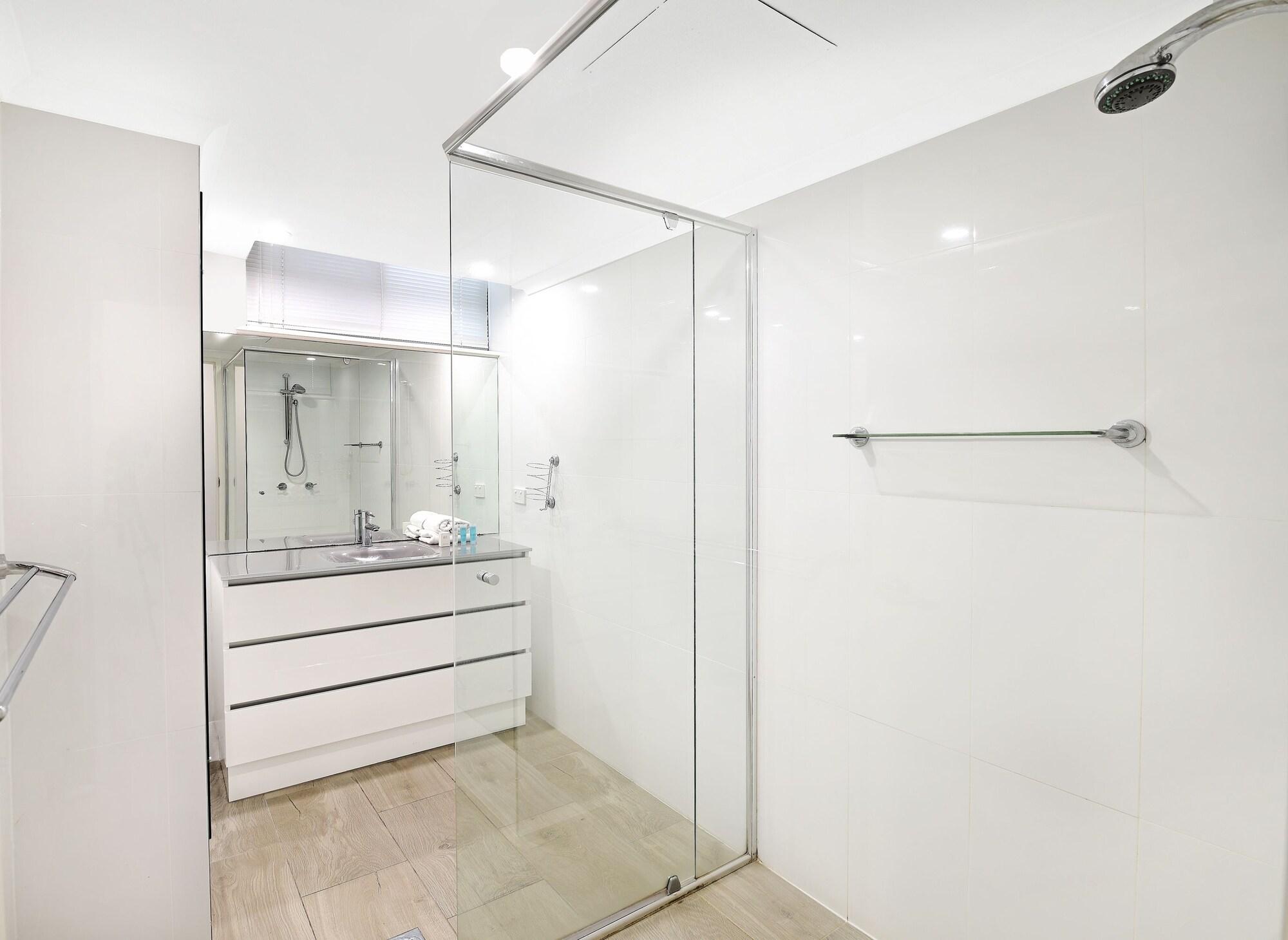 Broadbeach Travel Inn Apartments Gold Coast Dış mekan fotoğraf