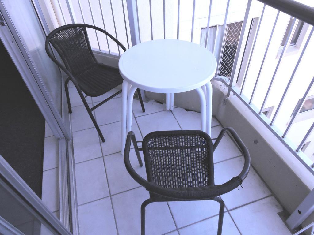 Broadbeach Travel Inn Apartments Gold Coast Dış mekan fotoğraf