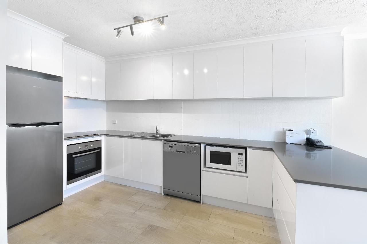 Broadbeach Travel Inn Apartments Gold Coast Dış mekan fotoğraf
